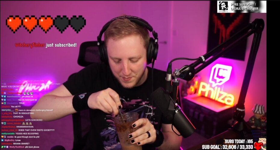 WitcheryTinker's tweet photo. First time subbing to a big streamer, it's also 4:00 am. Love you, Dadza :D https://t.co/YlKLrtPXVg