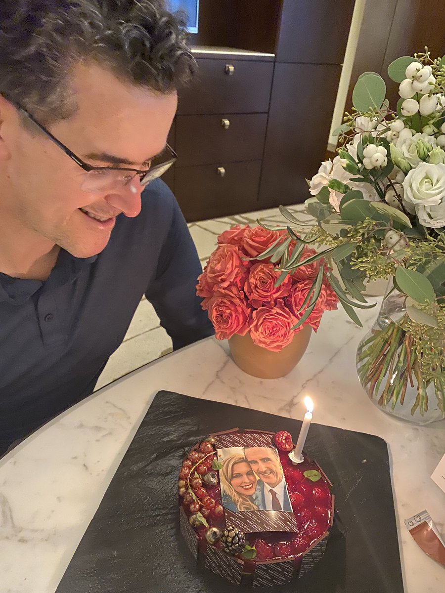 LuxeTiffany's tweet photo. Such a sweet #vegan surprise for JB’s birthday! Thank you @ParkHyattZurich! 🎂 #LuxeCH #LuxeTiffany #travel #luxurytravel #Zurich https://t.co/0rFcv9UoeO
