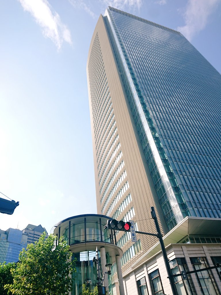 NVuttKo's tweet photo. さいごにドーン

でっかい おーゾラとびるぢんぐが
本日の最高でしたおんぷ

#東京
#東京散歩
#ビル
#拡散希望 https://t.co/ah75k4zm27