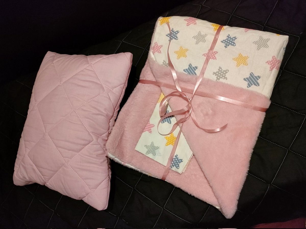 mbalizarcool's tweet photo. On my side hustle....I make and sell customised kiddies beddings and gifts.
Please support, here's the link to my catalogue https://t.co/6Sme1vXjBL https://t.co/gz3DGvuPo2