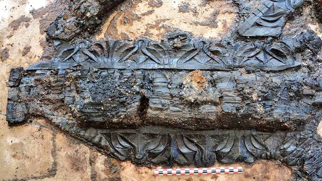 RomArchable's tweet photo. More pictures of the super-rare carved wooden ceiling panels from the #GalloRoman temple of Apollo at #Chartres, France. #RomanArchaeology #Archaeology #Archéologie #ArchéologieRomaine https://t.co/9UWFwCj6y7