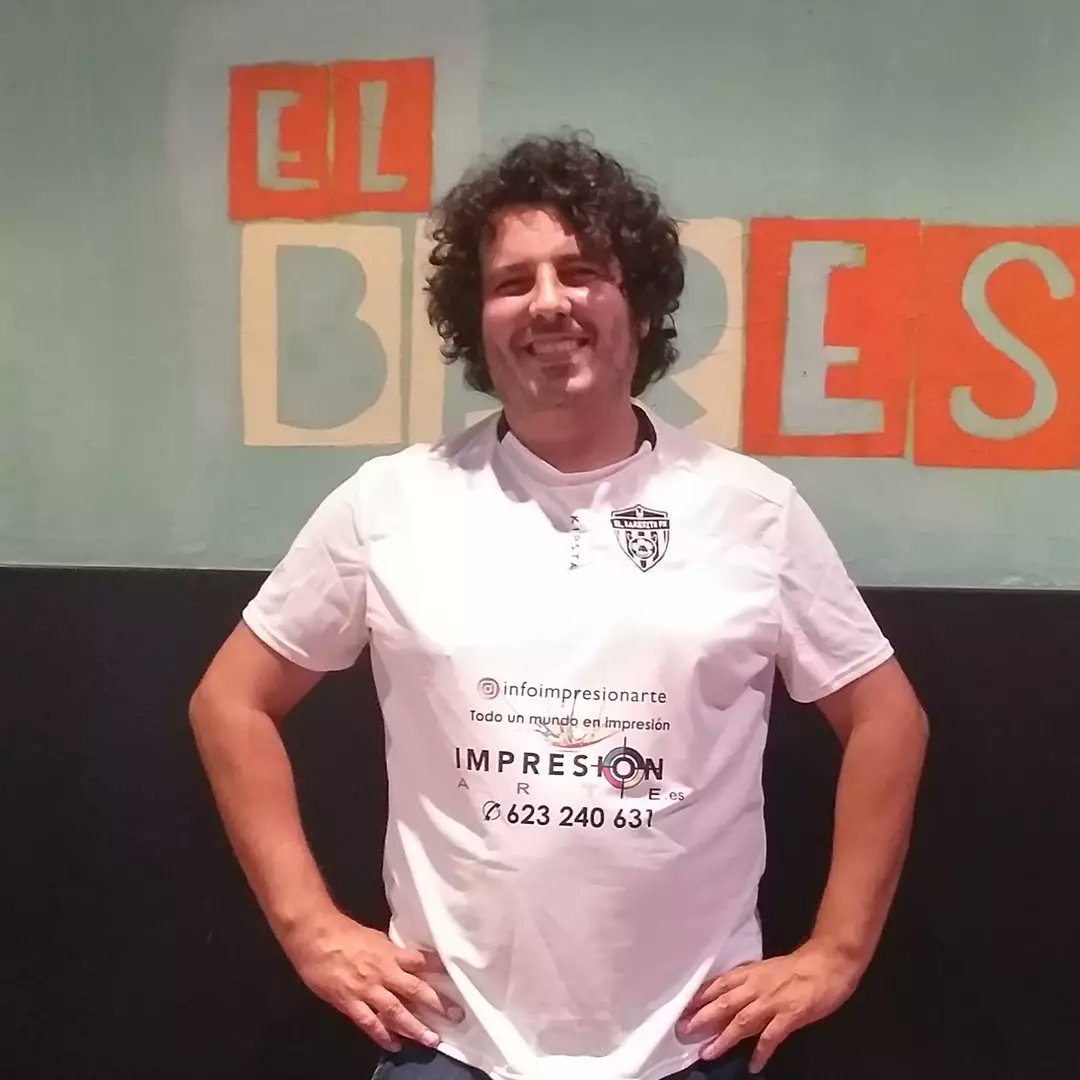 Elbaresito's tweet photo. Algo le faltaba al bare y no sabíamos qué... 

Mientras lo seguimos pensando hemos hecho nuestro equipo de fútbol sala..👿👿👿

*Diseño del logo: @renemacone

PATROCINADO POR:
 @infoimpresionarte https://t.co/BuimZPFqVU