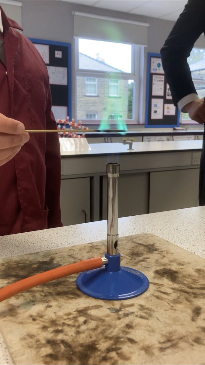 RishworthSci's tweet photo. Flame testing with pupils. #Rishworth #openday #copperions https://t.co/4T8xuwsgwT