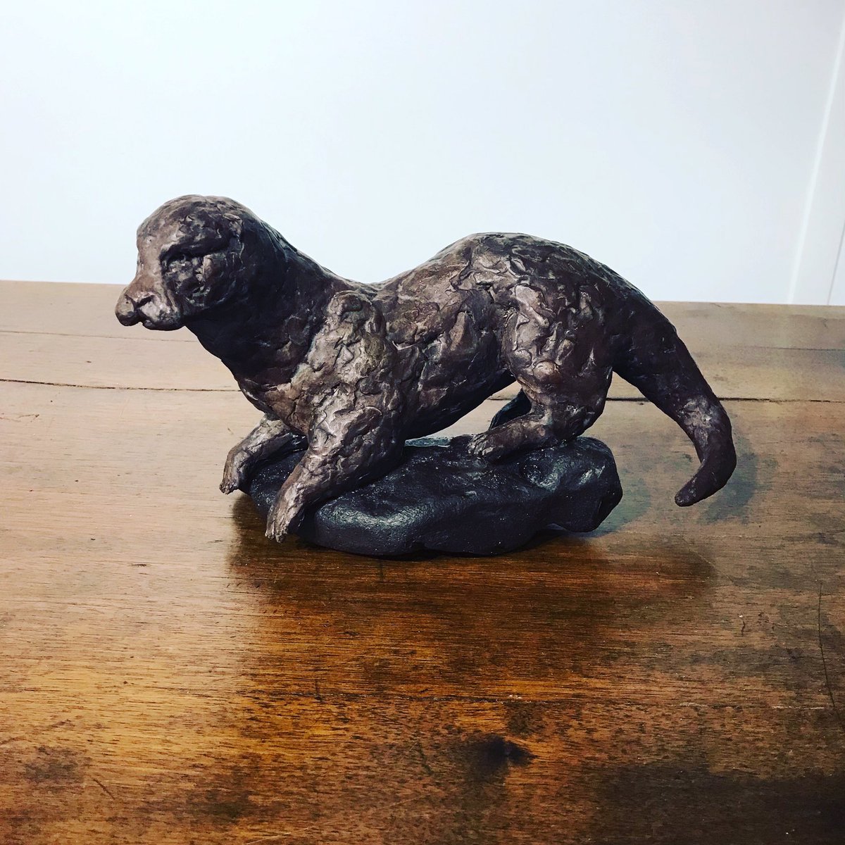 ElliotChanner's tweet image. Hunting otter in bronze resin now available #otter #bronzeresin