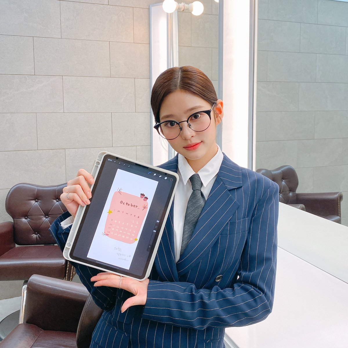 picsofminju's tweet image. YOU have a crush on this minju
#MINJU #민주