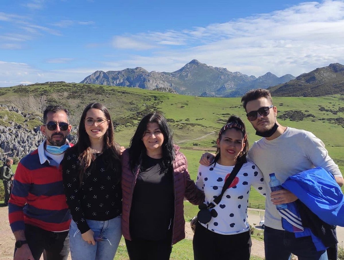 Albagdg's tweet photo. ¡Un paseo por el norte en familia. 1ª Parte: ASTURIAS!
#Bustio #Avilés #Cudillero #Gijón #Oviedo #PlayaDeLaGriega #Lastres #Ribadesella #Llanes #LagosdeCovadonga #CangasdeOnís https://t.co/7nlb7Os9VG