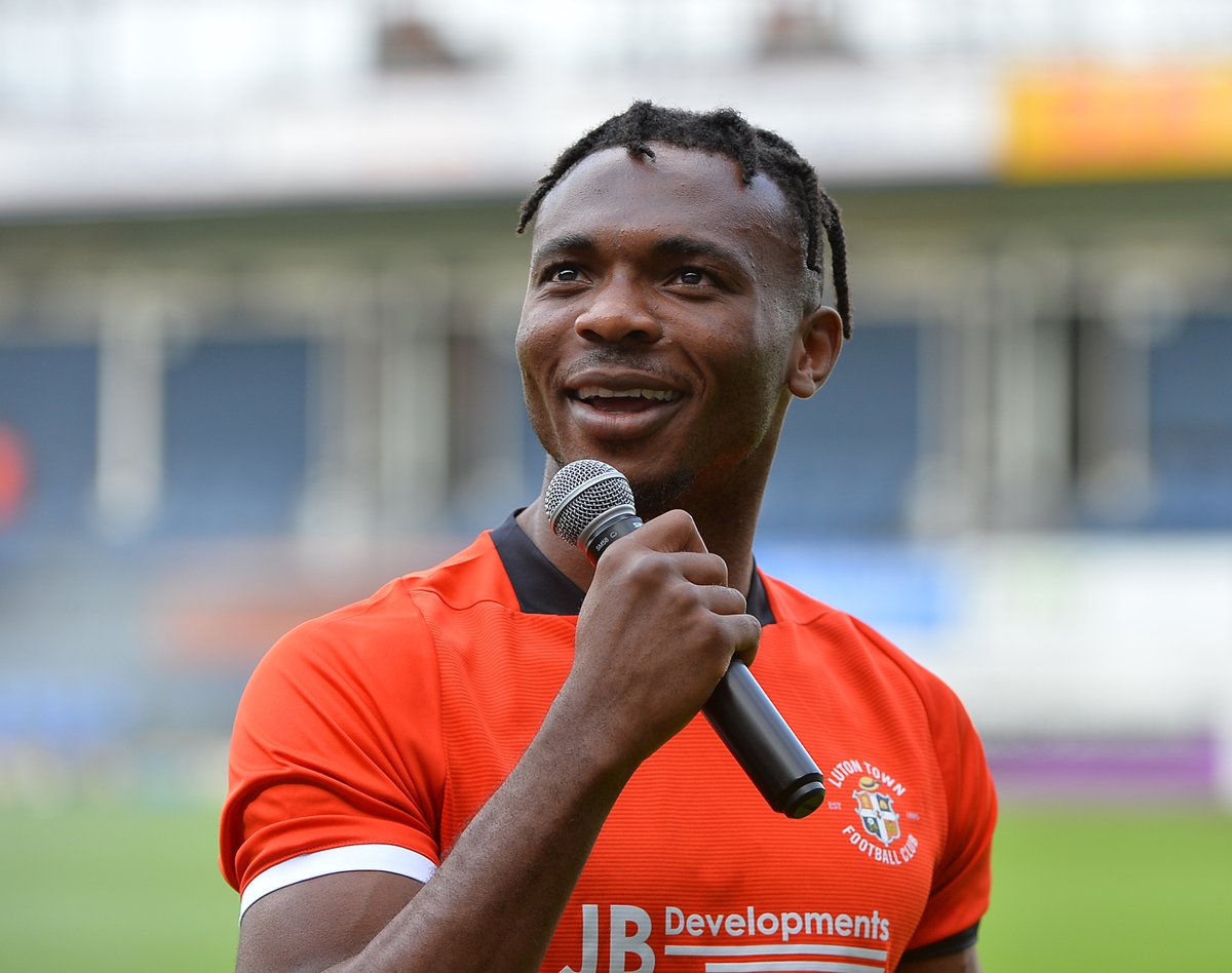 Best of luck to <a href="/UdofiaLinus/">‘Lightning’ Linus Udofia🇳🇬🇬🇧</a> who is fighting Xhuljo Vrenozi on the #EubankMuratov undercard this evening 🥊

We're all rooting for you, Linus 👊

#COYH