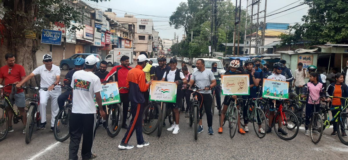 jscljabalpur's tweet photo. Today #JSCL organized #CycleRally  from #GandhiLibrary to #CulturalStreet. @MoHUA_India @SmartCities_MP @itdpindia @SmartCities_HUA @WRIIndia #GandhiJayanti #AzadiKaAmritMahotsav https://t.co/paaZP4Mn6I
