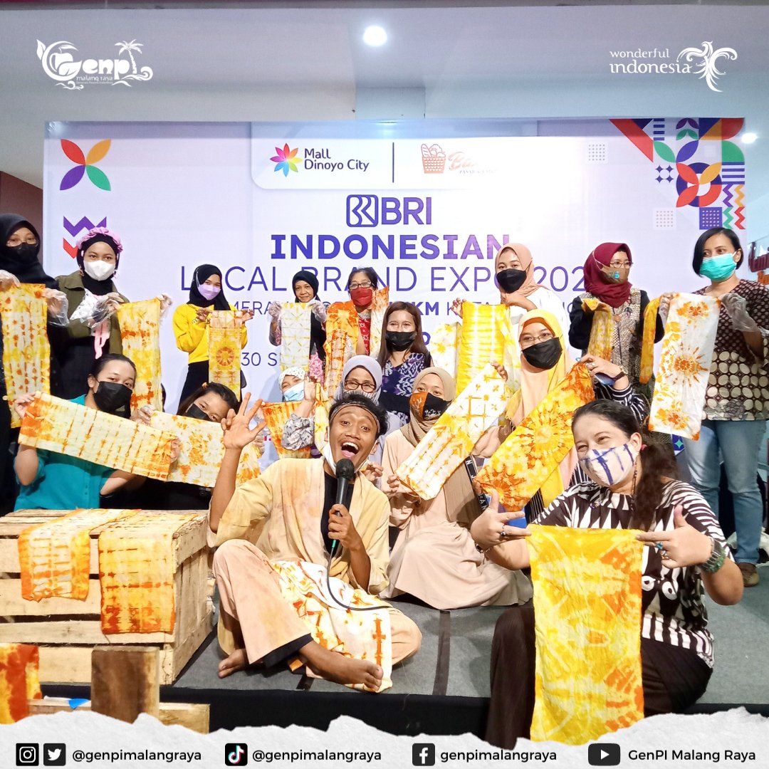 GenPImalangraya's tweet photo. Hallo #SobatGeMaR , Pameran produk UMKM Kota Malang yang mengambil tema Indonesian Local Brand Expo 2021, sukses digelar kemarin pada hari Jumat (1/10/2021) bertempat di Mall Dinoyo City.
#WonderfulIndonesia
#BanggaBuatanIndonesia
#GenPI https://t.co/gjlR6rPSuM