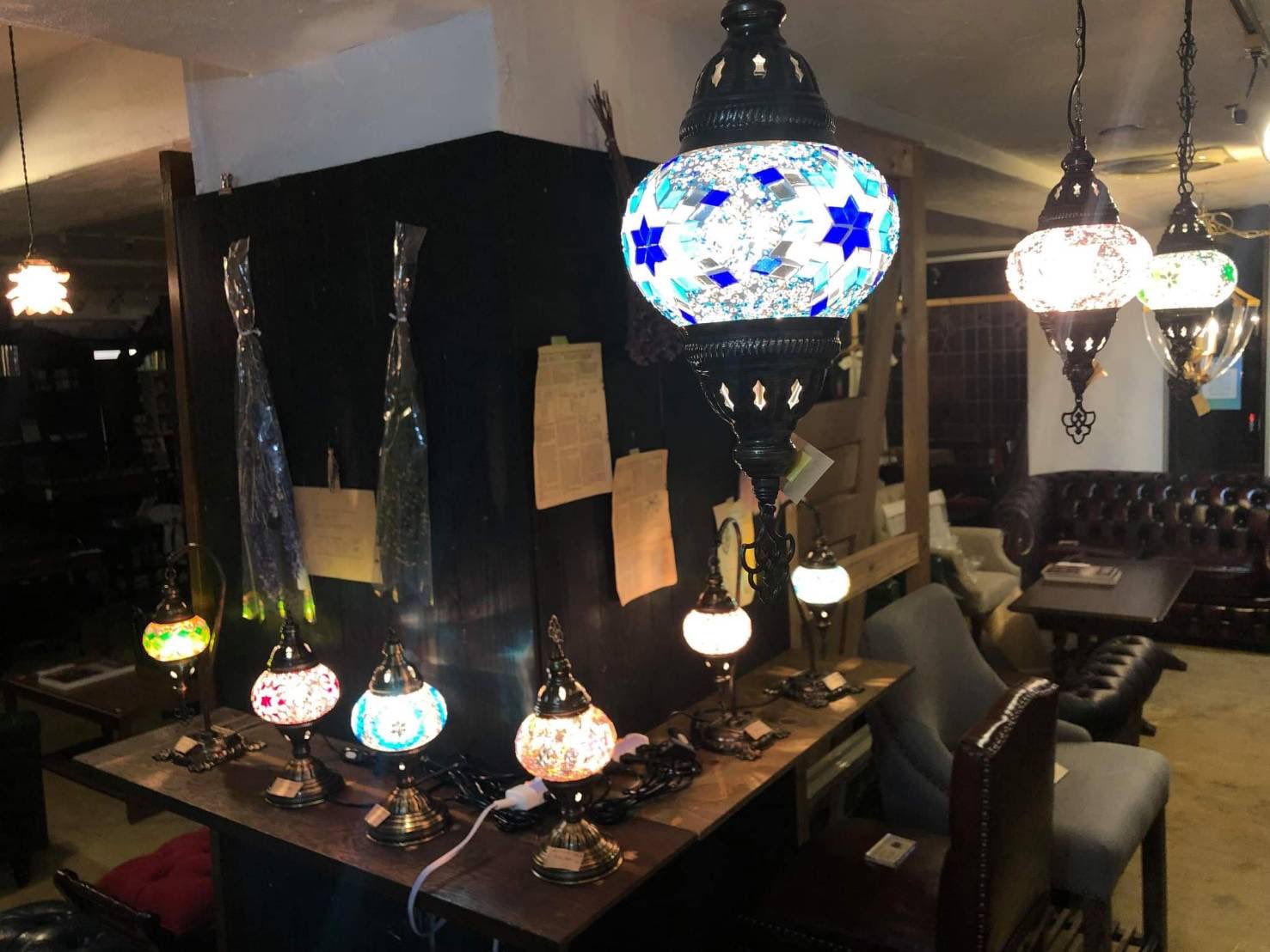 電気のキューケンシステム 京都の有限会社ウェリントン様に当社商品納品させていただきました アンティーク家具とマッチしていていい雰囲気だと思います ありがとうございます ウェリントン様 T Co 9jakedjv8g 当社照明ランプ T Co