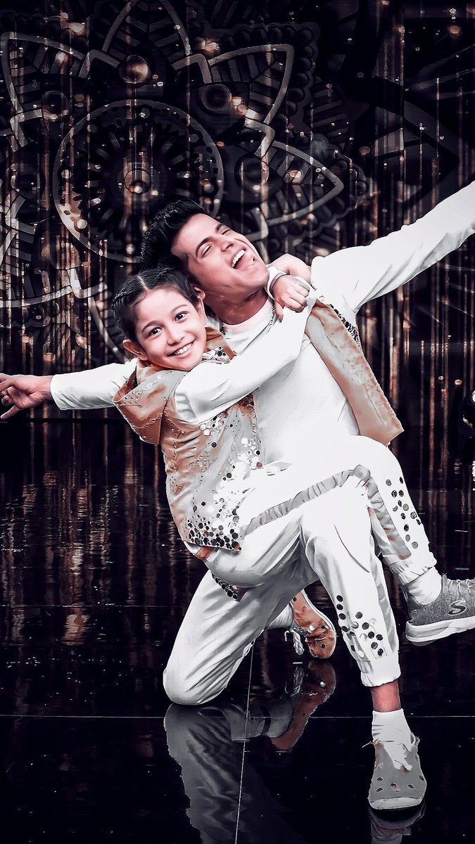 Florina_cute's tweet photo. Vote maximum π€
#VoteForFlotus #superflorina #flotusforthewin
#teamflotus #superdancerchapter4 #voteforflorina
#florinagogoi #flotus #tusharshetty #TeamFlotus #flotusarmy #florinagogoi #SuperDancer4 #SDC4
#SemiFinalEpisode #SonyTV #SonyLIV #SonyTVUSA #Assam #india #bollywood https://t.co/Hy85qDY82p