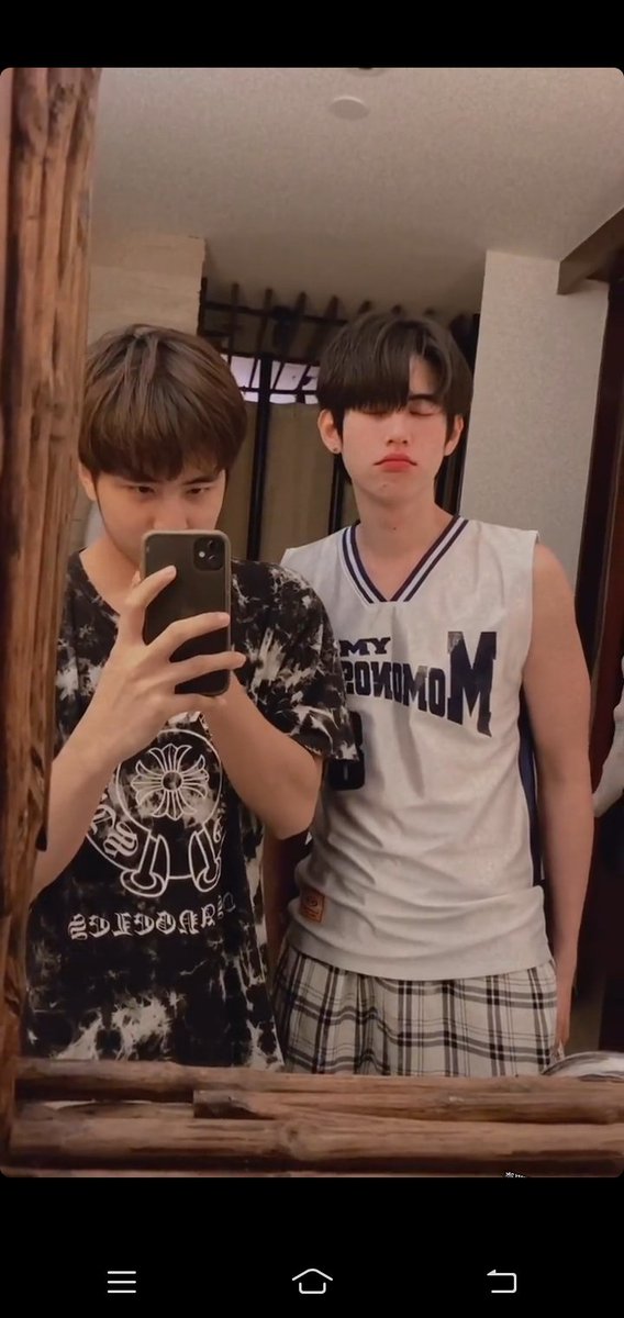 TaengmoZzz's tweet photo. คู่นี้ยังไงง @aloneww จะมีซักเรื่องไหมมมม  #ยอดโอ 🤭🤫🤫 https://t.co/sZEzLXTUIp