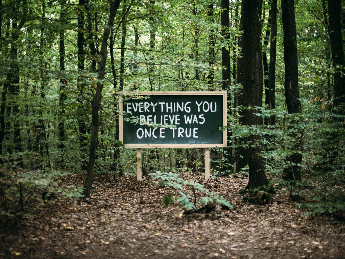 Beyond — Beyond, 2021
Installation view: Dotrščina Park, Zagreb
Curated by: Saša Šimpraga
On view: 19.09—26.09.2021
Virtualni muzej Dotrščina
📷  Katarina Zlatec
dotrscina.hr/o-muzeju/