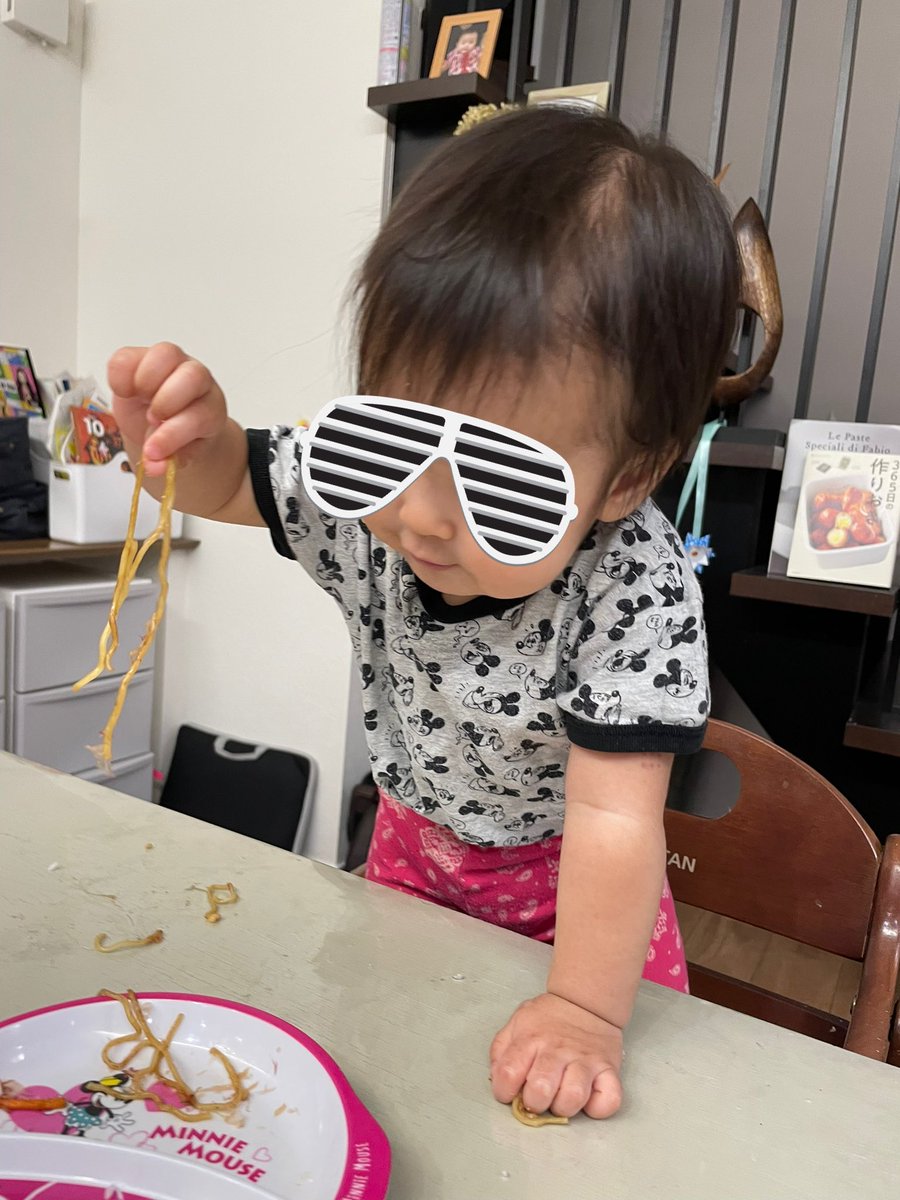 HyperCreator_s's tweet photo. 娘1歳、焼きそばで湘南乃風するのやめてほしい https://t.co/iP6v2PpnyT