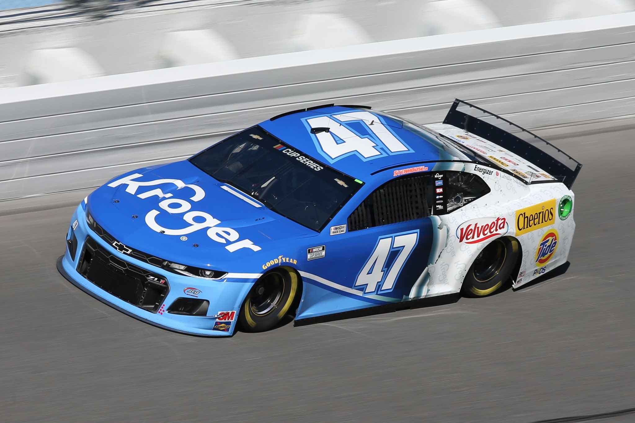 Join me in wishing Ricky Stenhouse Jr a happy birthday! 
