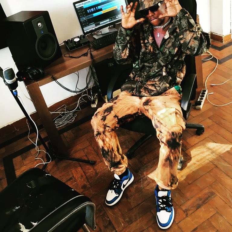 phantom_entmz's tweet photo. E foi assim que @SteezyWalker0 deu vida ao #cavalodetróia🐴, momentos como este ficam marcados para sempre.

Steezy Walker - Cavalo de Tróia (Mixtape)🐎

Já disponível nas plataformas digitais🚩
https://t.co/cQA6gJxlf2

#phantoment #recordlabel #steezywalker #bvproducoEs https://t.co/WacS7QJktk