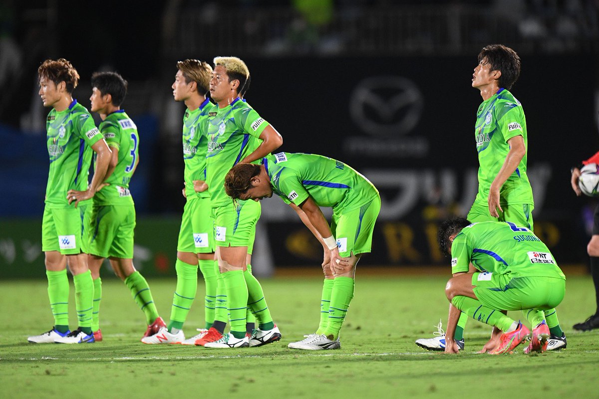 サッカーダイジェスト Jリーグ J１採点 寸評 湘南０ １横浜 無失点に抑えたcbコンビを高評価 Momは決勝弾の前田ではなく T Co Uksw72rmw3 Jleague Bellmare Fmarinos T Co Gngvgeuhdn