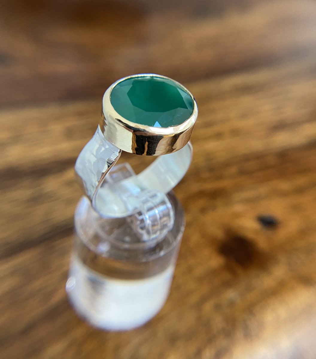 Wink Of Green Ring

Wink Of Green Ring. This bold green onyx ring is sure to get you noticed.

Sterling silver band with 9 carat solid gold setting. 14x12mm beautiful green onyx faceted gemstone. #yaronmorhaim #greenonyx yaronmorhaim.com/index.php/prod…