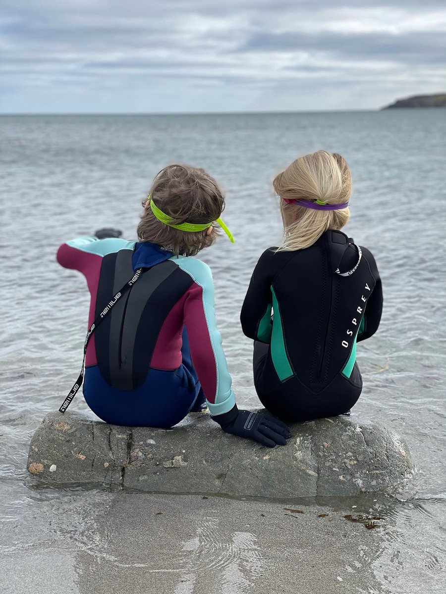 IslandsPass's tweet photo. Diving into the weekend like 🐬
Scotland's islands are the perfect place to enjoy an underwater adventure.
🌊Do you swim with or without skins? Tell us your favourite island swimming spots!
#seaswimming #wildswimming #vitaminsea #YCW2021 #AskAnIslander #IslandLife #ScottishIsland https://t.co/2oi8HKlnxg