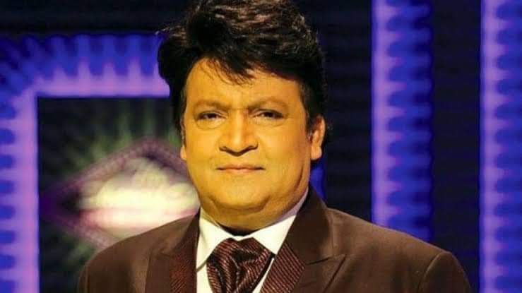 sheerazburiro's tweet photo. انا للہ وانا الیہ راجعون.
A legend #umarsharif left us today.
A person who put smiles on millions throughout his life has now left giving tears to all eyes 😞 
May Allah SWT bless him the highest ranks in Jannat Ul Firdaus. Aameen Yaa Rabbal Aalameen 
You will be missed
#Rip https://t.co/xj94Ry7pkm