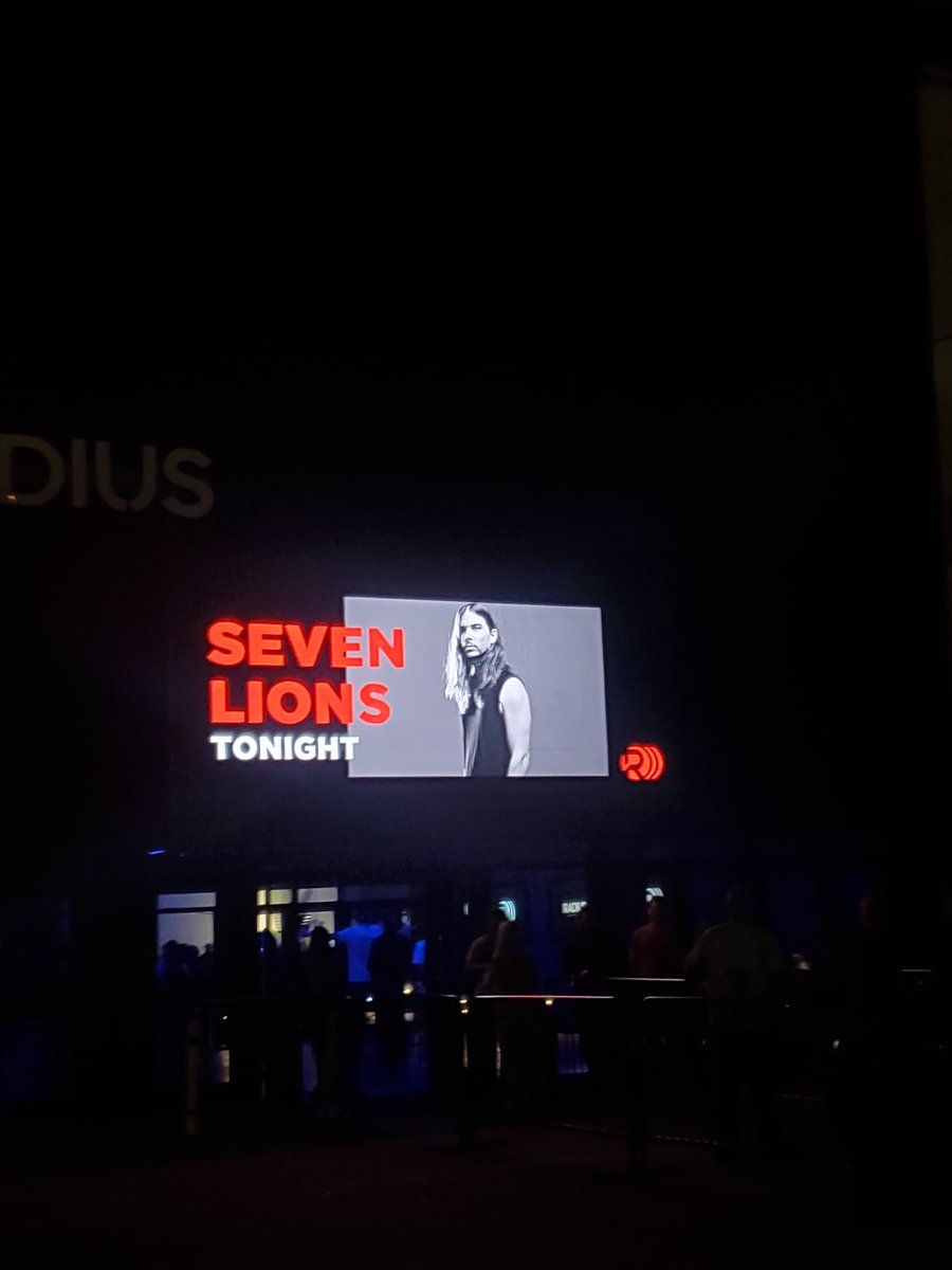 FrankieG7Chi's tweet photo. Last night seeing @SevenLionsMusic & Jasonross was amazing. Great way to kick off the race weekend! Spring awakening today!!!
#RaveWeekend https://t.co/zyeCtjGbRf