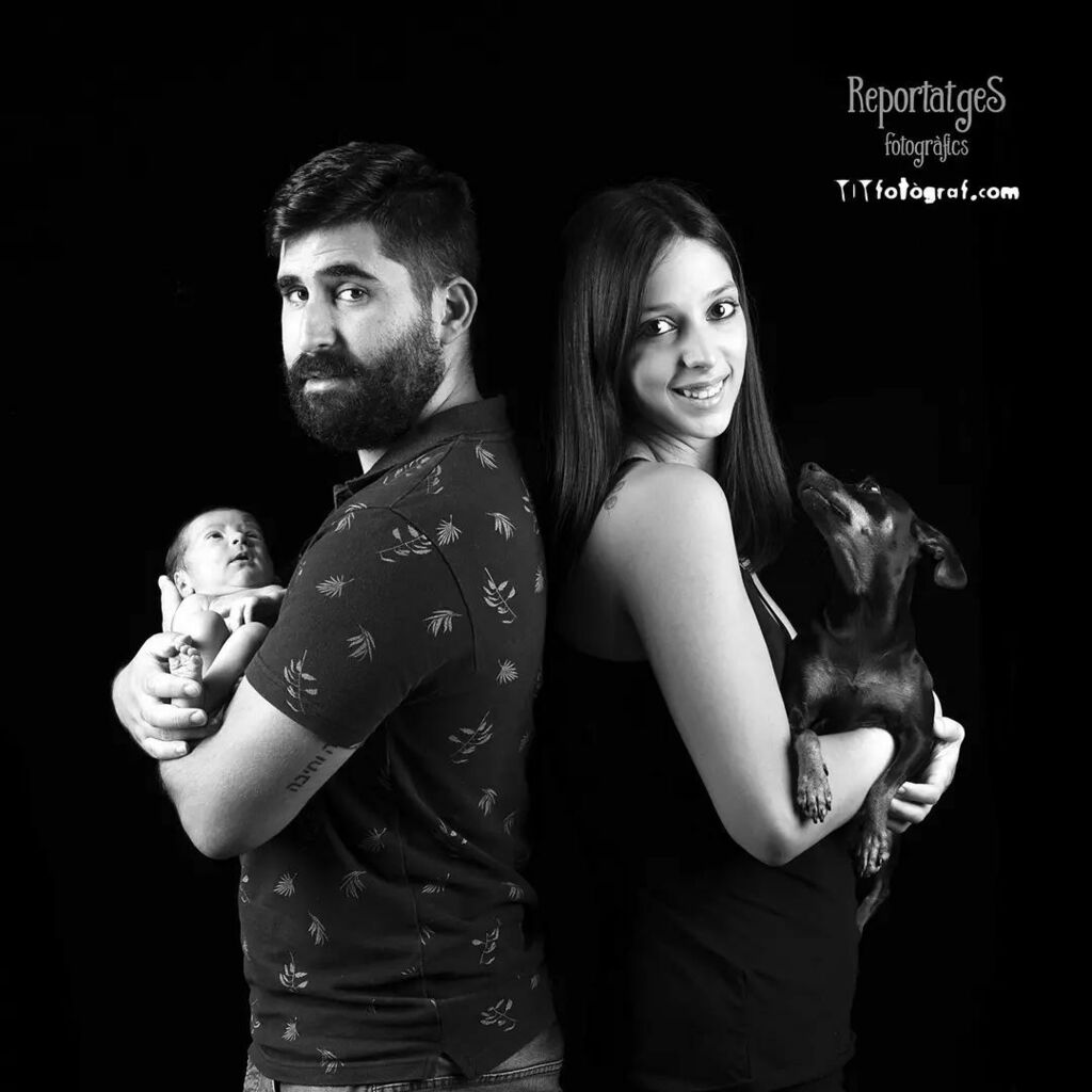 Sessió de #nadons a Tit fotògraf
Un mes a la família
#titfotograf instagr.am/p/CUh50S0srYh/