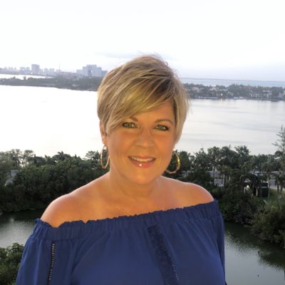 LisaGuiley's tweet image. #NewProfilePic