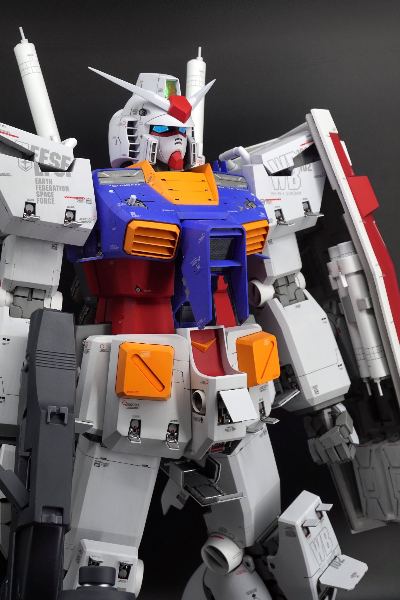 1/35 ガンダム Amazon | JG 1/35 MSZ-006 ゼータガンダム (完成品) (機動戦士Z