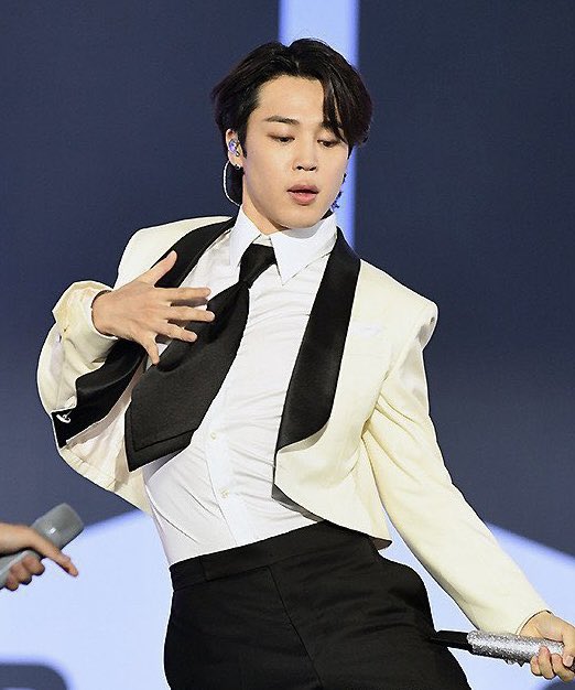 jimin 📁 tweet media