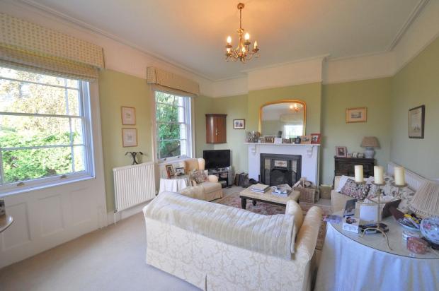agent_demo's tweet photo. Back on the market - 4 Bed Detached House, Lexden Park, £450,000. View details: https://t.co/Zq4h2WWrrH https://t.co/JG12BKOwtv