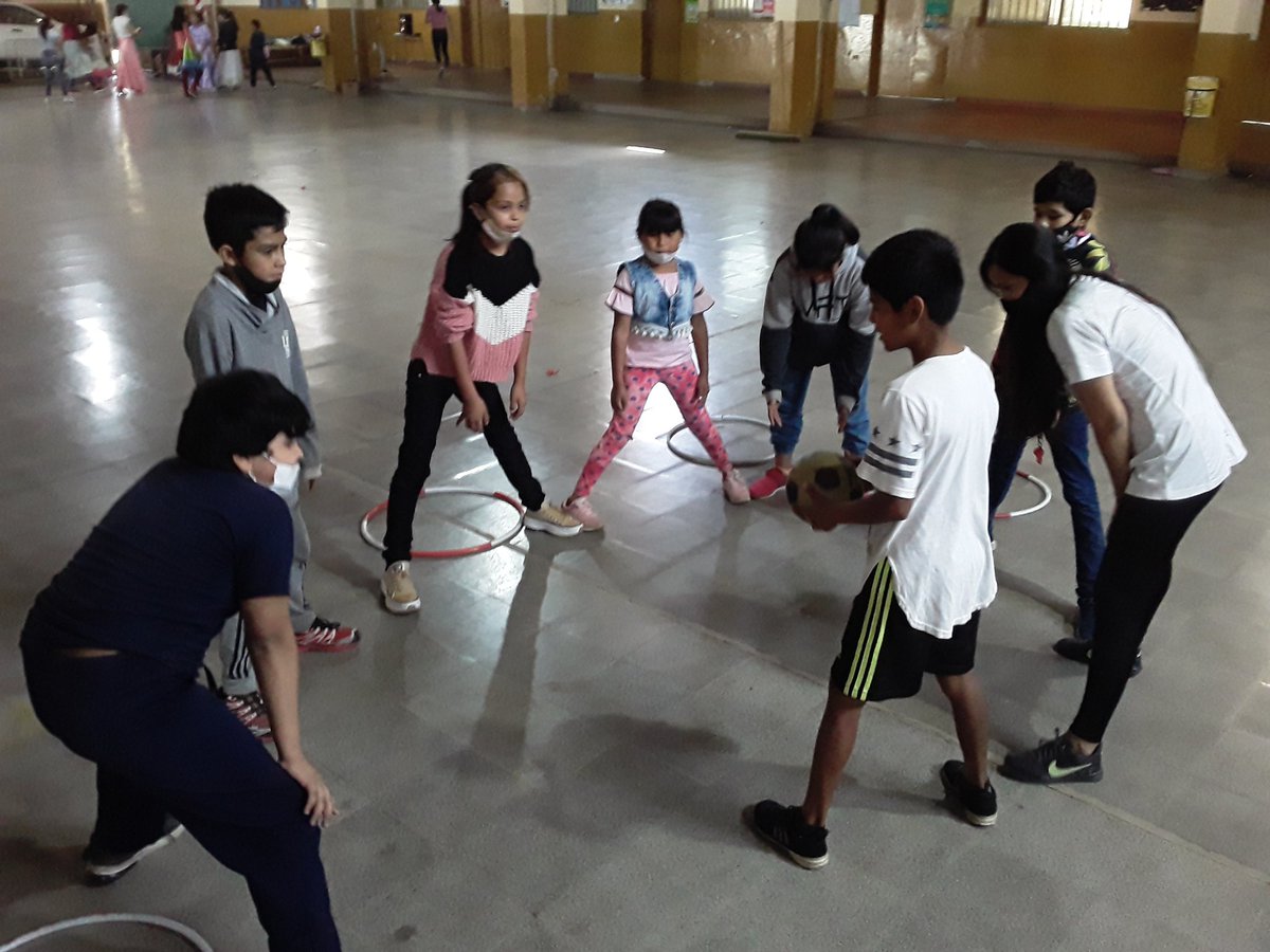 UjOran's tweet photo. Escuelas Abiertas Terrones Riera acompañando a nuestros Niños y Adolescentes que se dieron cita hoy sabado con una gran convocatoria. ¡¡¡ Vamos ....vamos chicos !!! @RobertoIRamos @rdibashur @AlancayDel @PseSalta @matiascanepa https://t.co/Qbj4Xo0h04