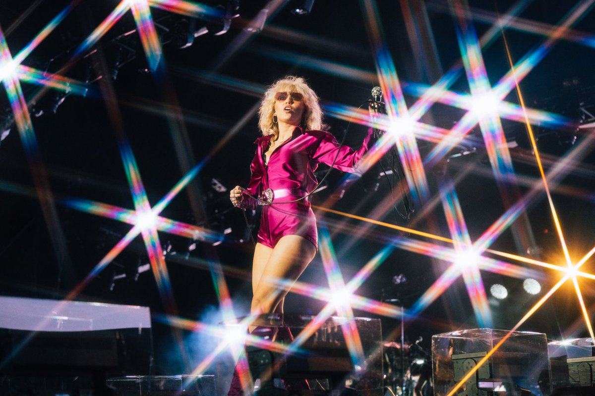 aclfestival's tweet photo. This is our house. 🗣 This is our rules. 🗣 We ❤️ you @MileyCyrus. 

📸: @charlesraygun https://t.co/I7A47r7QBB