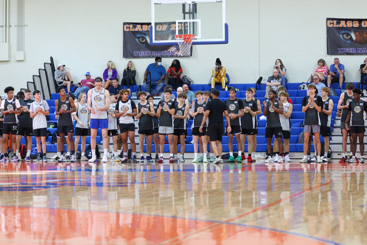 HoopSeenTN's tweet photo. #TNpreviewcamp 
📸 @basportdesigns https://t.co/mgag3H97ZF