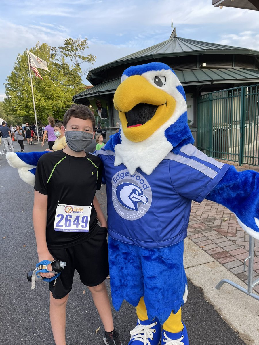 Edgewood Middle School PTO (@pto_edgewood) on Twitter photo Great to see Edgewood Eagles out on the FUNd run course today with Eddy the Eagle! @TonyCandela_EW <a href="/112foundation/">112 Education Foundation</a> <a href="/Edgewood112/">Edgewood Middle School</a> Great to see Edgewood Eagles out on the FUNd run course today with Eddy the Eagle! @TonyCandela_EW <a href="/112foundation/">112 Education Foundation</a> <a href="/Edgewood112/">Edgewood Middle School</a>