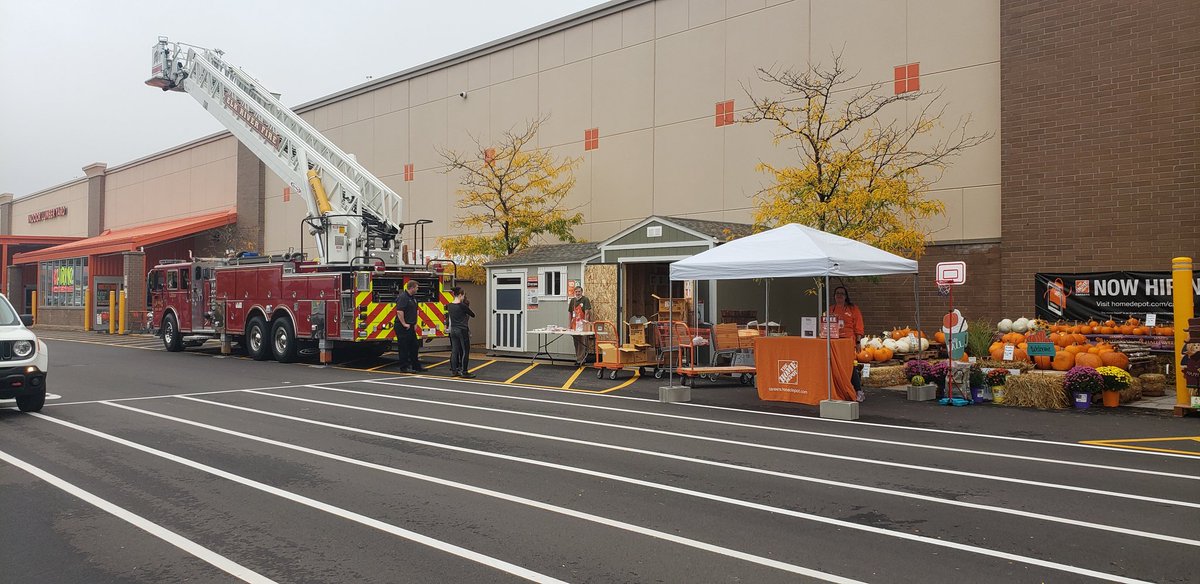Happy fire safety month! Thank you Marv and Keith for getting this set up! #elkriver #d61strong <a href="/HanzlikJoe/">Joe Hanzlik</a> <a href="/CampSweenScott/">Scott Sweeney</a> @DepotHawkins <a href="/tayloreast1799/">taylor eastman</a> <a href="/astory74/">Alice Story</a> <a href="/jeremybigbear/">Jeremy Watson</a> <a href="/rymoflan/">Ryan Flanagan</a> <a href="/belford_melissa/">Melissa Beth Belford</a> <a href="/kstolie/">Kstolie</a>
