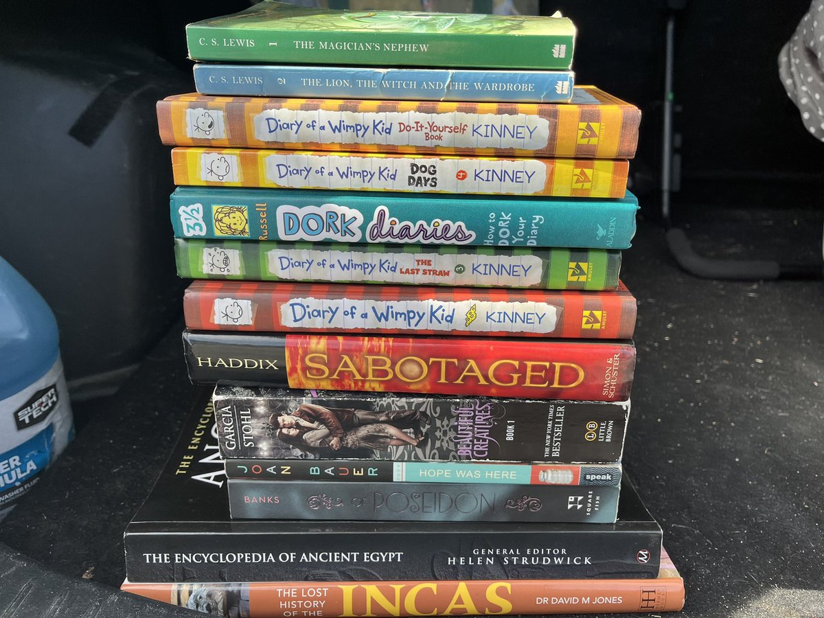 My local library is having a book sale, and it’s an English teacher’s dream. I just snagged all these books for $2.50!! 

#Vernon #NJ #Books #DorothyHenry #Sussex