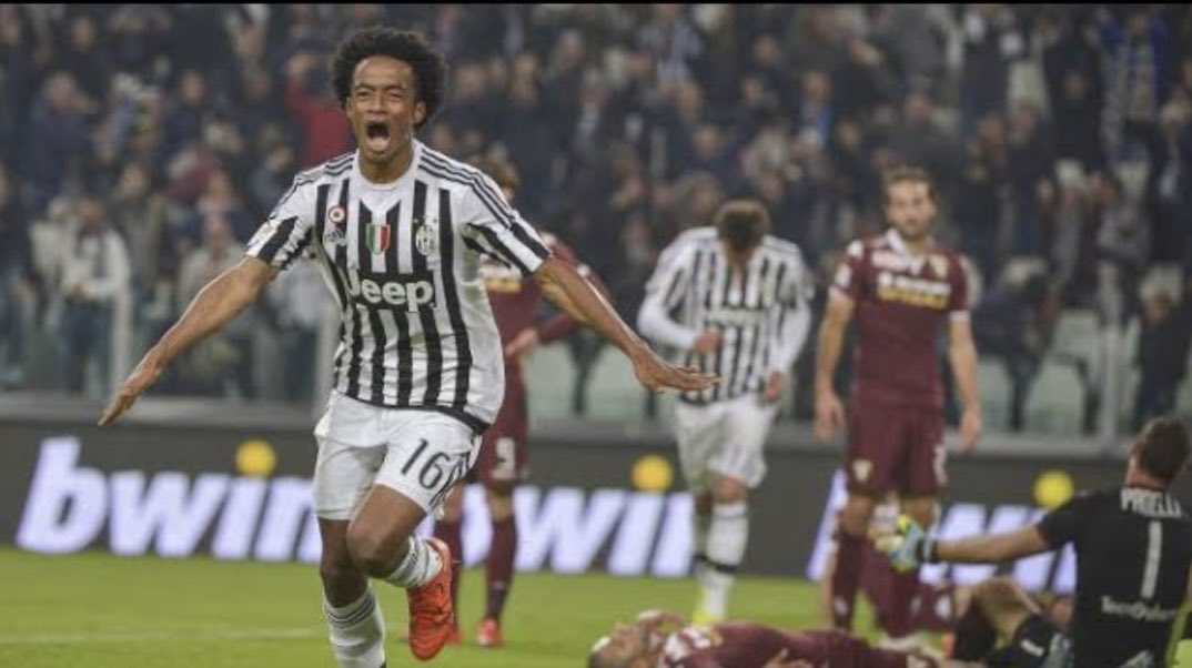 NisrinJuve's tweet photo. ✍🏻 This will be the first time Torino and Juventus will meet in Serie A with both teams on the same number of points (8) since October 2015 - the Old Lady won 2-1 at that time with Paul Pogba and Juan Cuadrado scoring.
#DerbyDellaMole
#ToroJuve
#PreMatchStats https://t.co/2O6enEhf8B