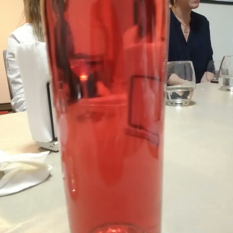ExigenteW's tweet photo. Sábado de #AOVE y vinos rosados con grandes amigos!

#exigentewine
#vinorosado
#wineandfriends
#winemoments
#vinoyamigos #vinoyaceite #amorporelvino https://t.co/Rp0oQledFl