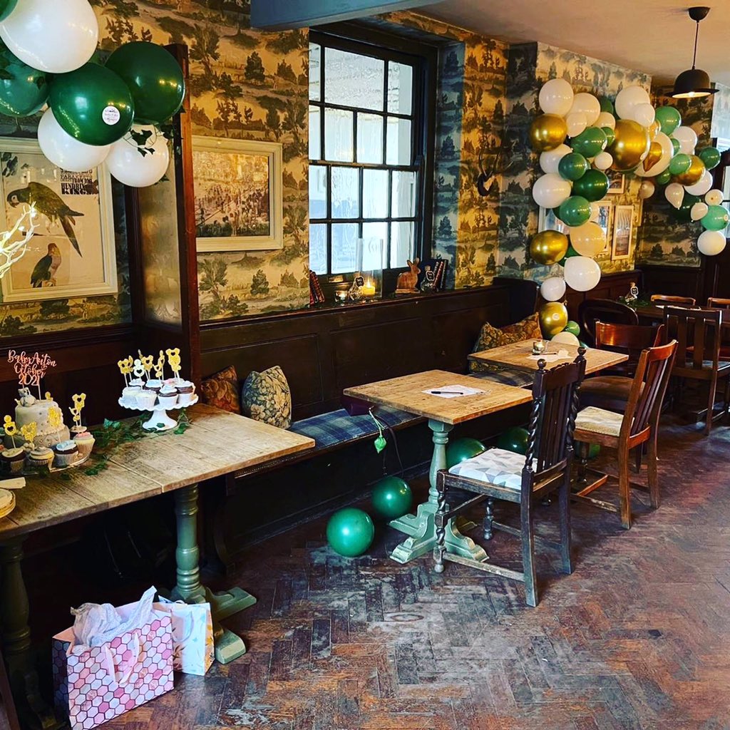 hare_hounds's tweet image. Our cozy little snug is all dressed up for a super cute baby shower. Congratulations to the proud parents to be Sacha &amp;amp; Alex. We hope you have a lovely day #notlongtogonow #babyshower #sleepwhileyoucan #partytime @youngspubs