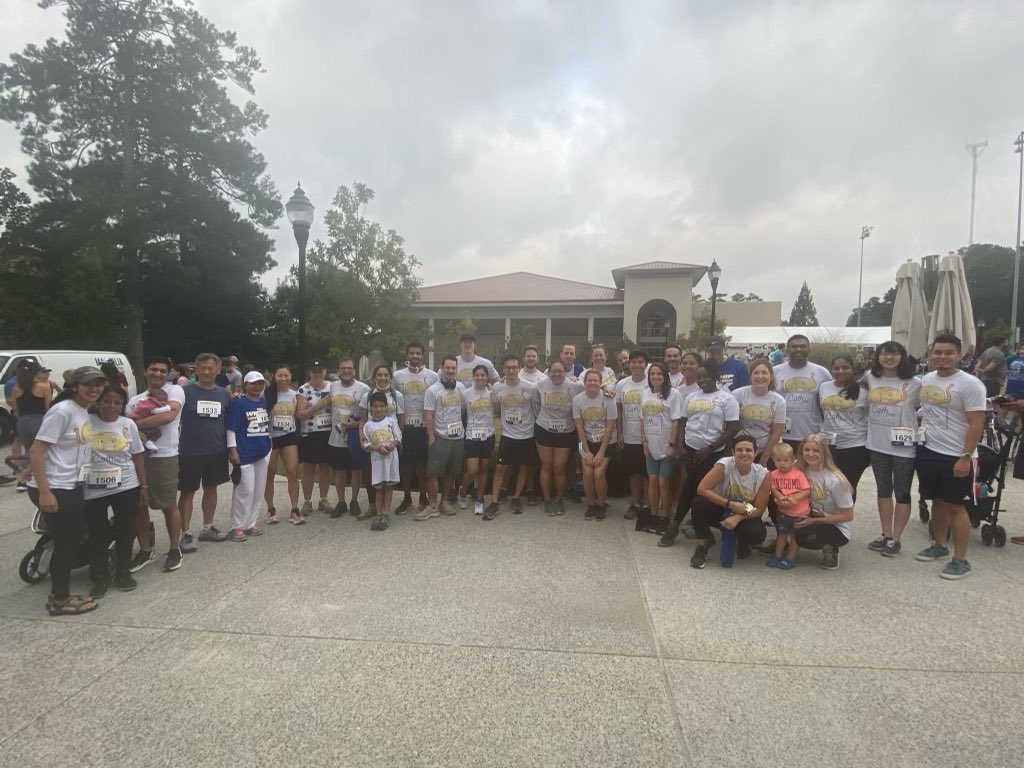 Great #teamUrology turnout for the #winship5k!! @emory_urology @WinshipAtEmory @Lindsmhartsell @ssjoshimd @DrMartinSanda @ogankenmd @aaronlaymd @JessicaHammett5 @iancooke09