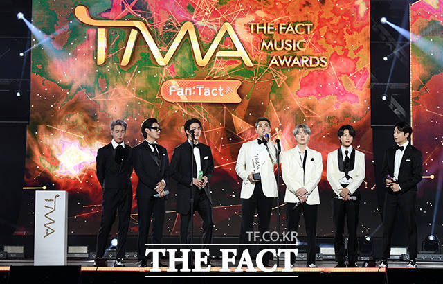 BtsHybe's tweet photo. #BTSat2021TFMA #BTSSat2021TMA https://t.co/EfkQqrY8kT