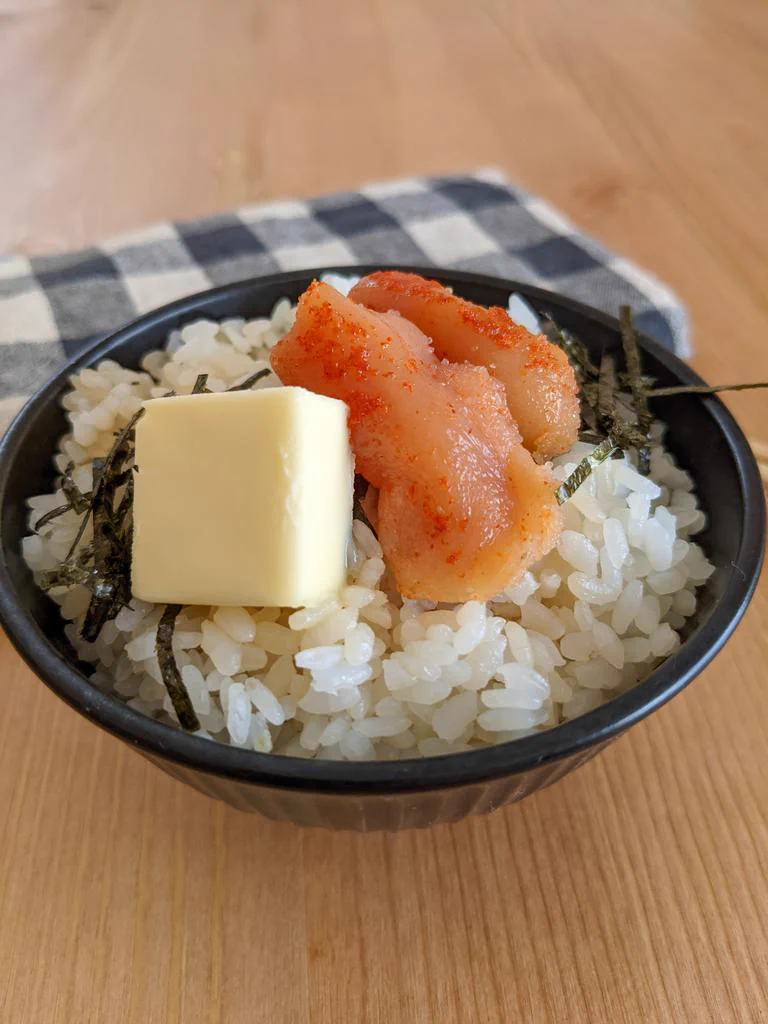 混ぜて乗せるだけで作れちゃうお手軽さ！明太子やバターを使った混ぜご飯レシピ！