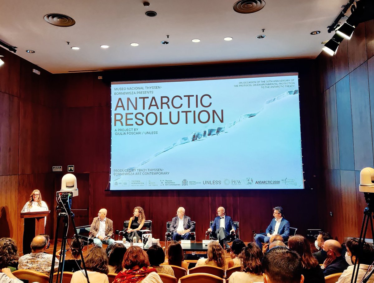 PilarMarcos's tweet image. @Francesca_TBA21 presents the #AntarcticResolution at @MuseoThyssen through a panel of experts as @RemiParmentier celebrating 30 years of one of the most important achievements for environmental protection ever. A great opportunity to look forward for global ocean protection