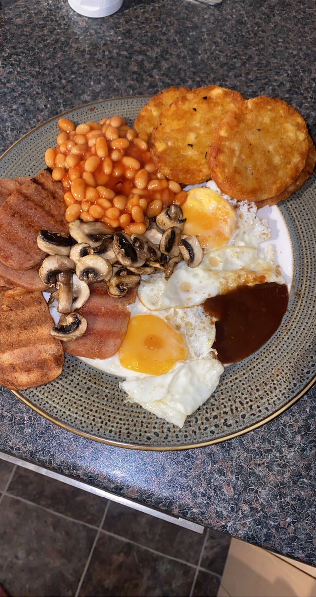 Nothing better than a pre work fry up. How is everyone today?!
