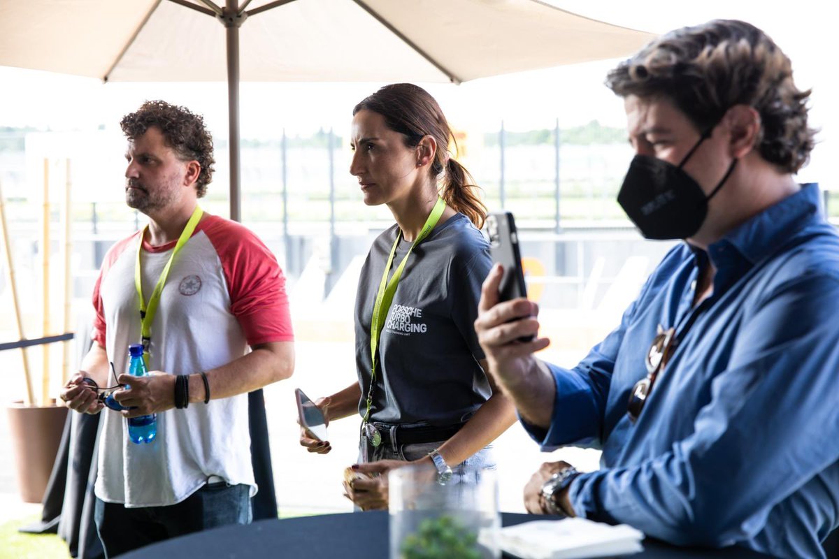 Gracias a nuestro equipo de monitores y pilotos de <a href="/baSSellaexperts/">baSSella experiences</a> la sesiones han sido de gran calidad y los aspectos de la conducción tratados se han enfocado en la seguridad y el rendimiento de los vehículos #porsche #experienciaporsche