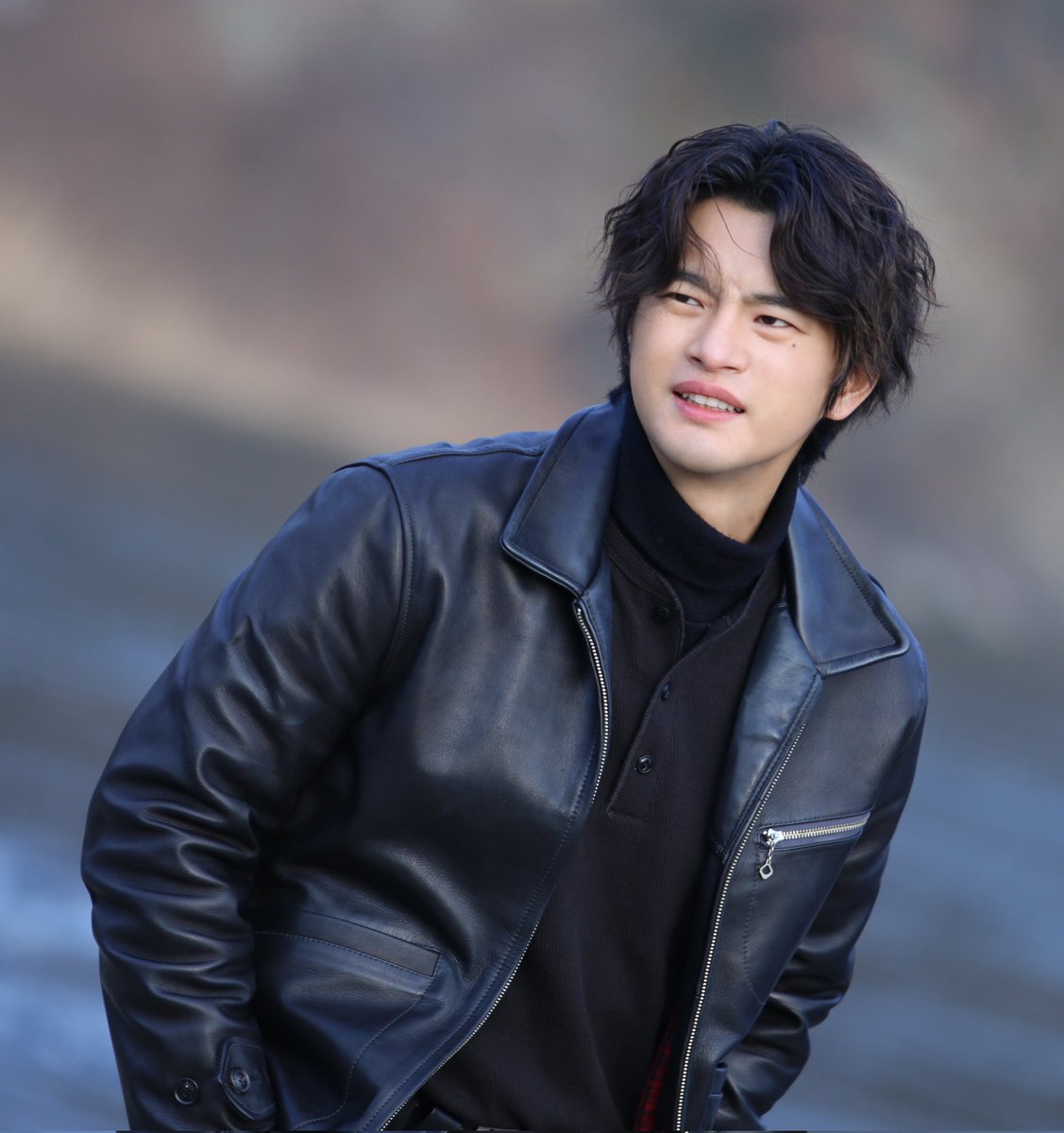 RikoOtori's tweet photo. 就是要持續每天不斷地
充電♥️充電🦕充電💐
#徐仁國 #SeoInGuk #서인국 #ソ・イングク 今天是歌手系列 #KoreaSinger https://t.co/U0qbkfewh2