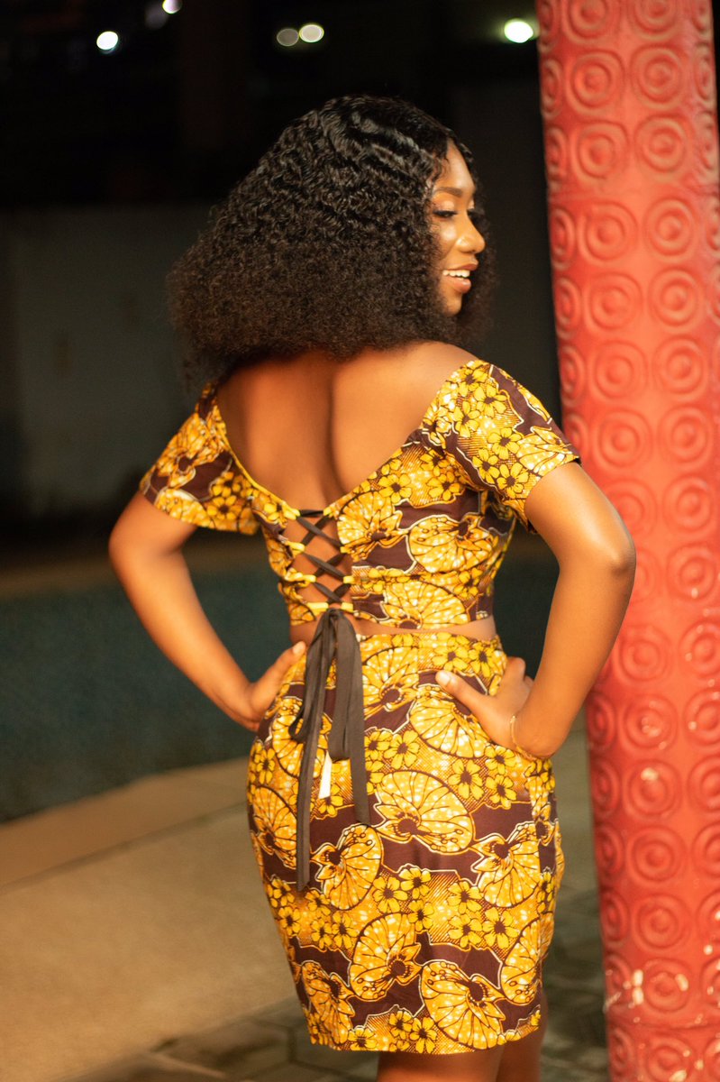odoi_pearl's tweet photo. Brown🧡 Gold https://t.co/dXBtHE7C0Y