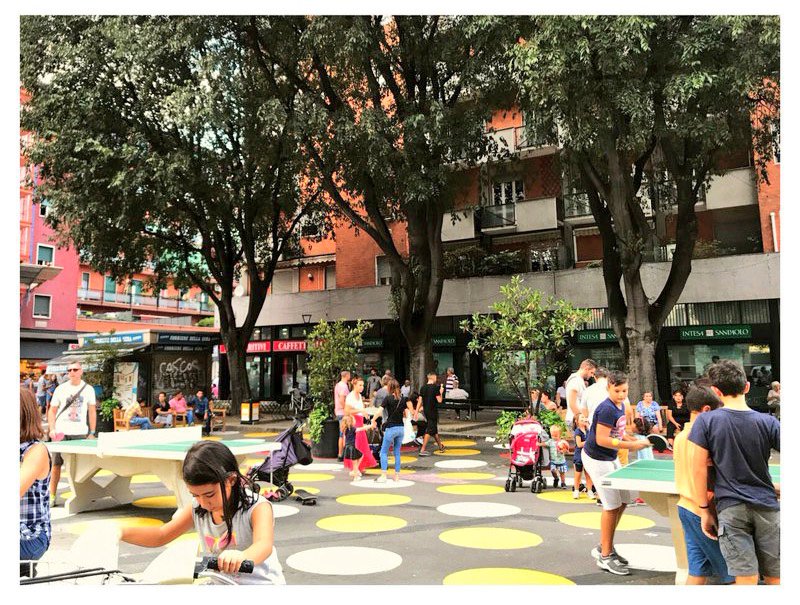 Piazza Dergano has been the first #PiazzeAperte pilot project we developed in Milan, back in 2018

After a 30 months period of #tacticalurbanism experimentation, we choosed people rather than cars. Now, capital works made it a permanent plaza.

Paint is a tool, stone is forever