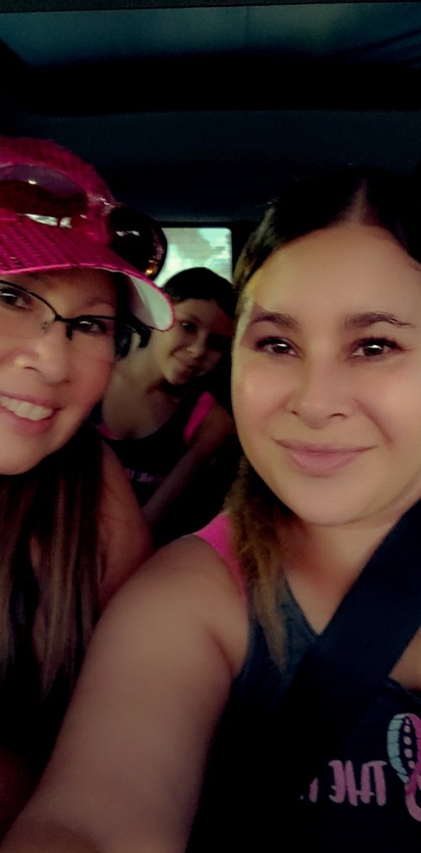 NaishaBoricua31's tweet photo. Up early and ready to go for our 5k!
#pinkupthepace #BreastCancerAwarenessMonth 💗 https://t.co/TcJsfYsgo8