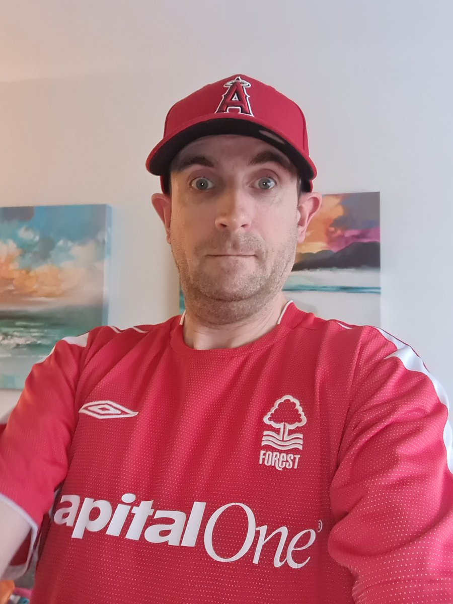 One day I'll take an acceptable looking picture (probably not) 😂
Slightly older top for game day today #nffc #COYR #nottinghamforest
